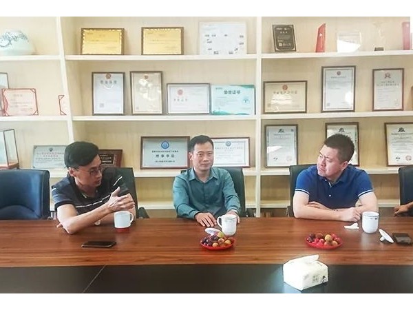 单仁资讯副总裁张高峰一行莅临午夜福利视频免费看指导