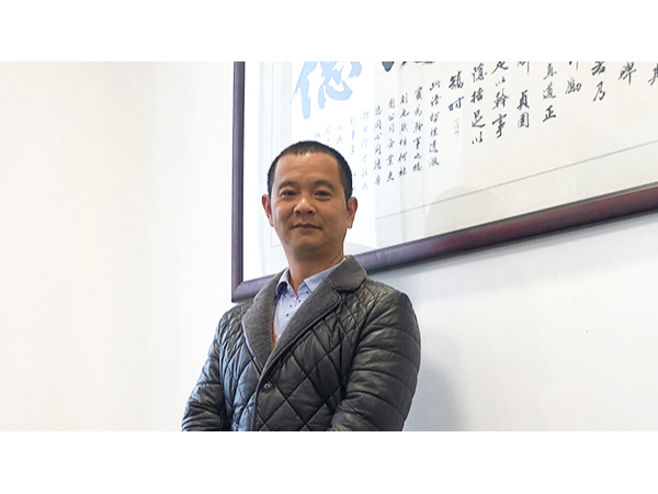 午夜福利精品视频售后哪家强？——午夜福利视频免费看售后工程师的故事